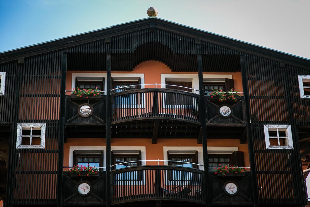 Hotel Posta R.T.A. Madonna Exteriör bild