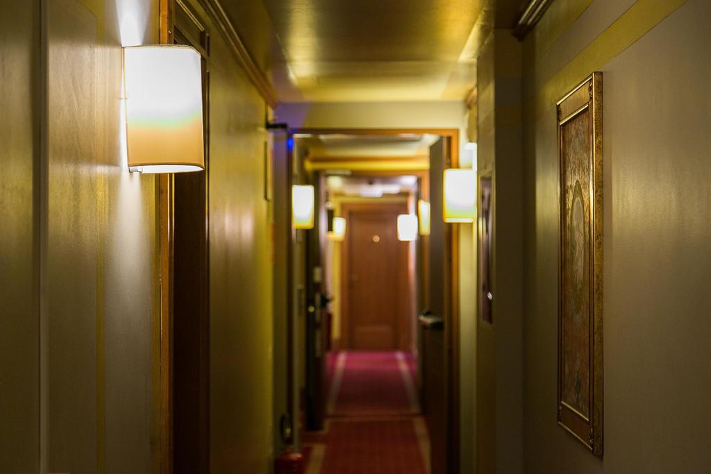 Hotel Posta R.T.A. Madonna Exteriör bild