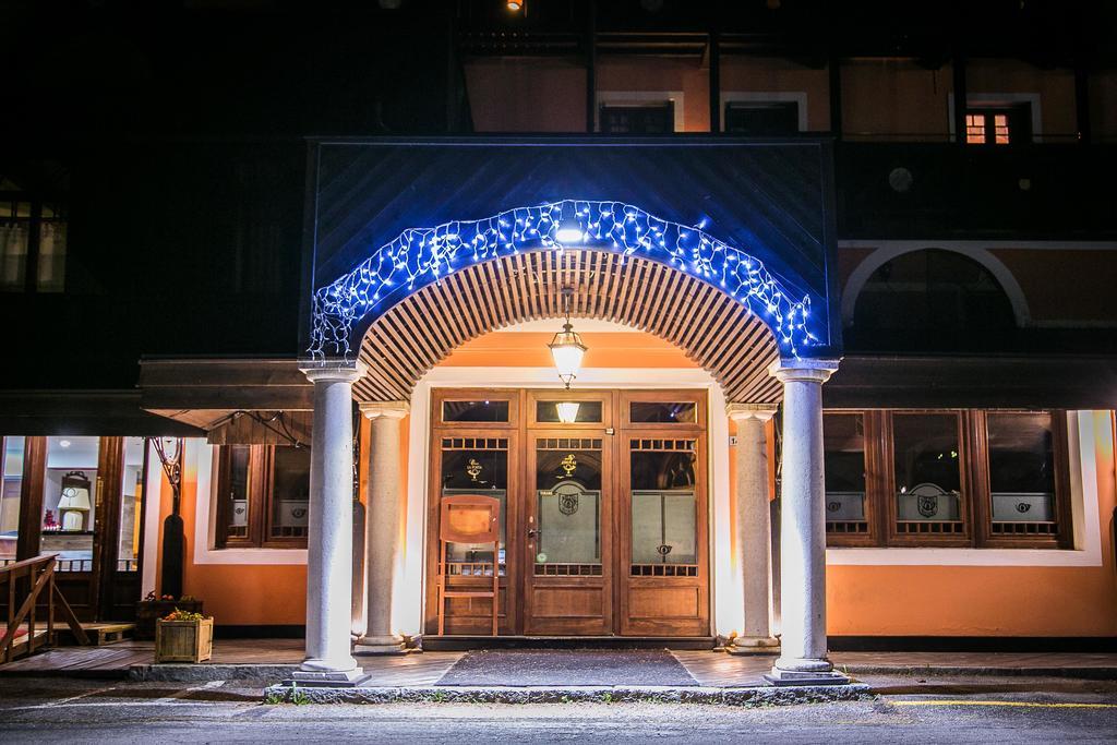 Hotel Posta R.T.A. Madonna Exteriör bild
