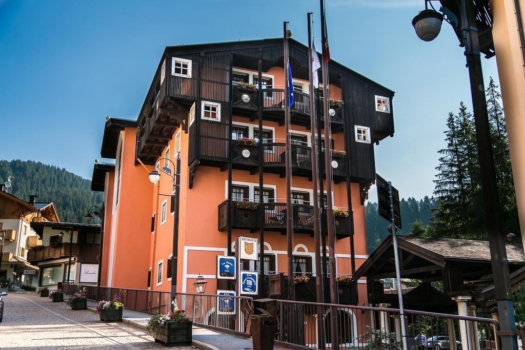 Hotel Posta R.T.A. Madonna Exteriör bild